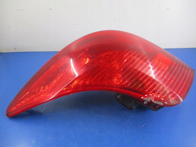 фото №1, Peugeot 308 i sw лампа задняя левая 96814447xt