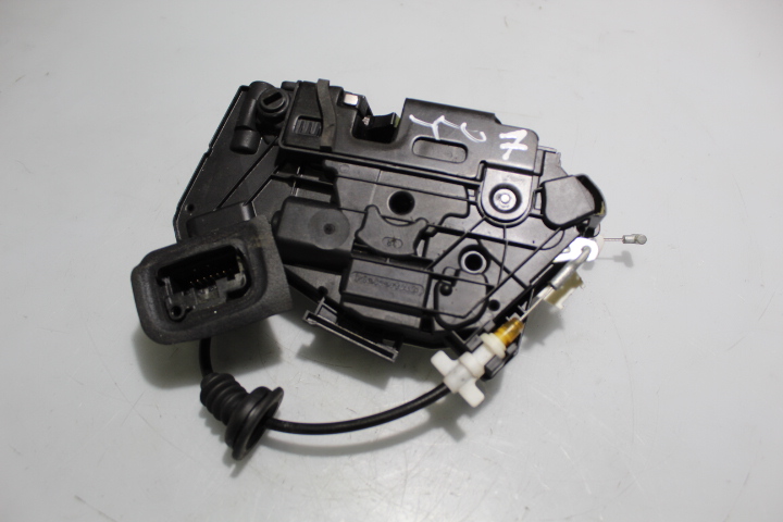 фото №1, Замок правий задня двері skoda rapid ii