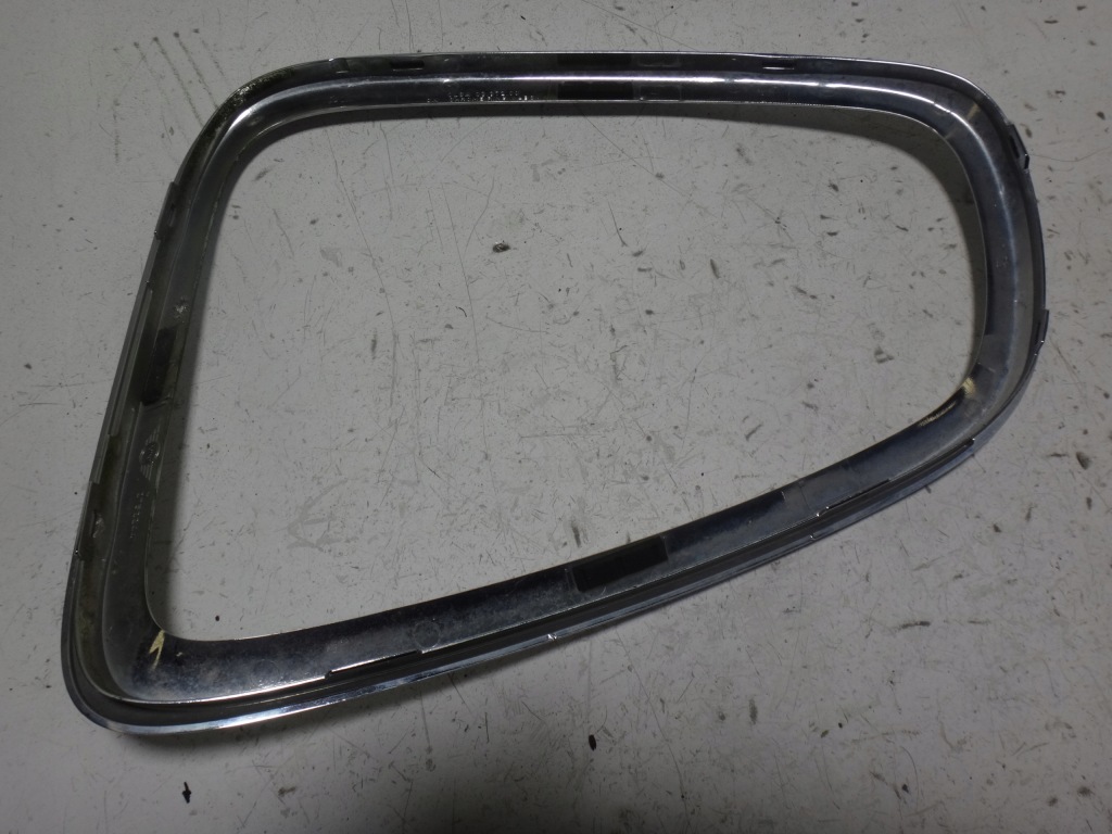 Рамка лампы правый задний  хром mini r56 r57 Оригинал