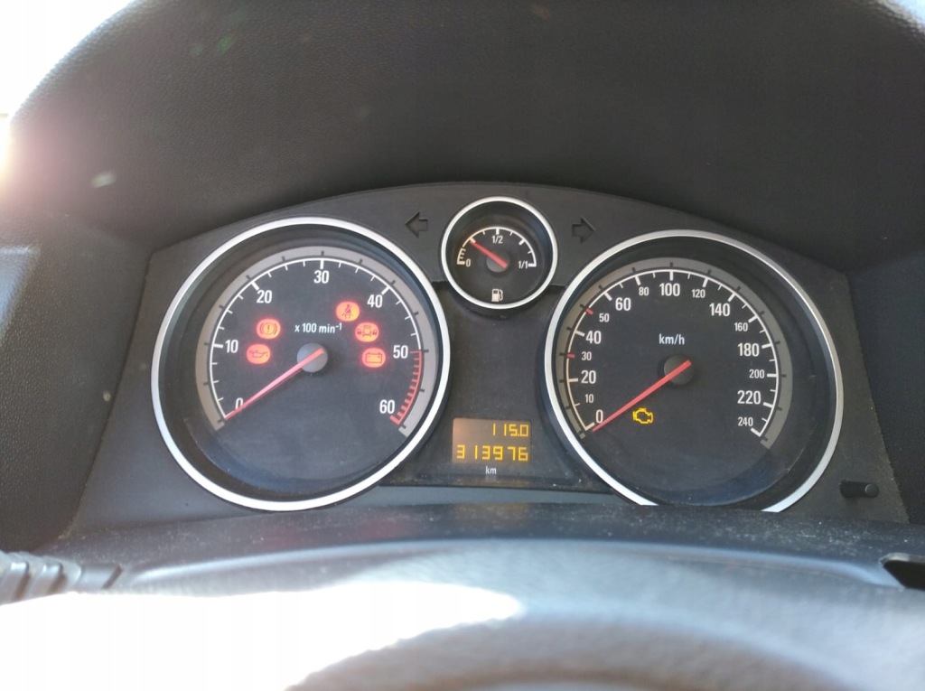 Купити Opel astra h 3 3 04- капот кришка двигуна срібляста z157