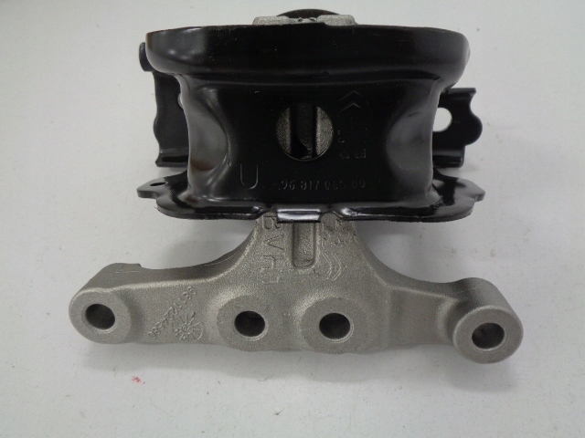 фото №1, Peugeot 208 2008 1.5 hdi кронштейн подушка двигателя