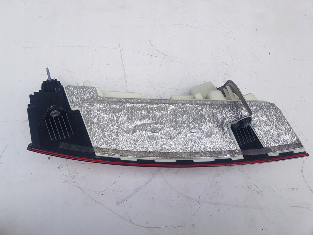 фото №5, Лампа задняя задняя правая audi r8 matrix 4s0945096 bardzo ładna