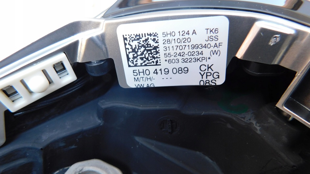 фото №11, Повітропровід vw golf viii r-line шкіра org m-chód po