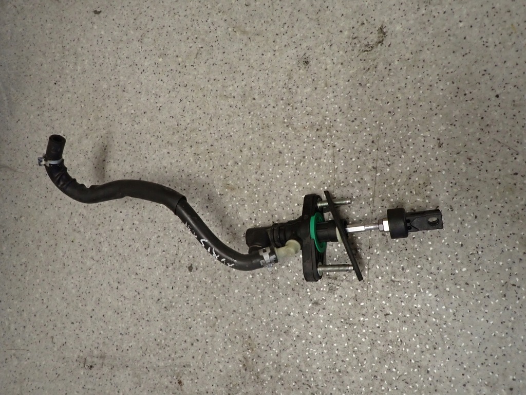 фото №1, Toyota auris 1.3i 06- помпа сцепления