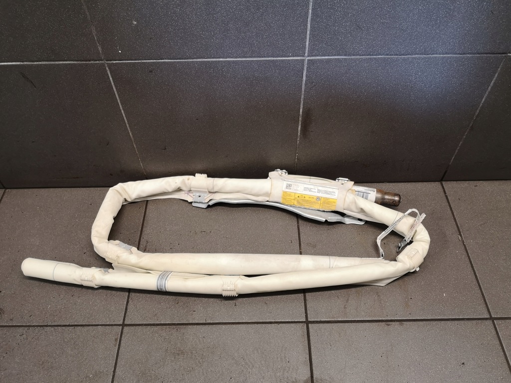 фото №1, Шторка безпеки подушка безпеки права vw golf kombi 1k9880742c