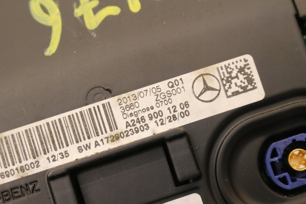 фото №4, Дисплей 2469001206 mercedes w176