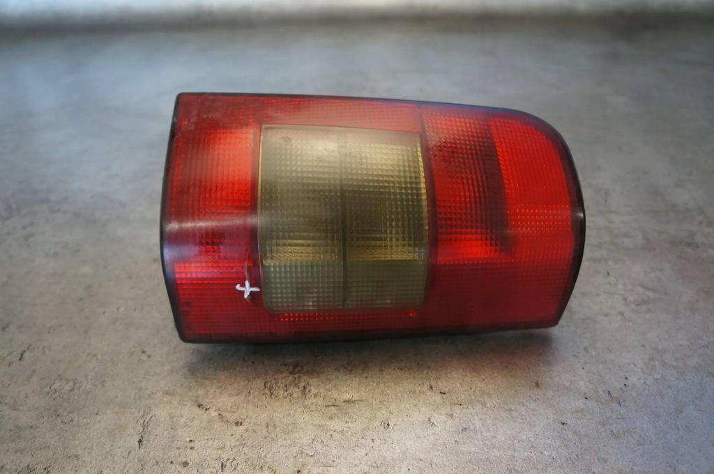 фото №1, Лампа правая задняя задняя citroen berlingo i lift