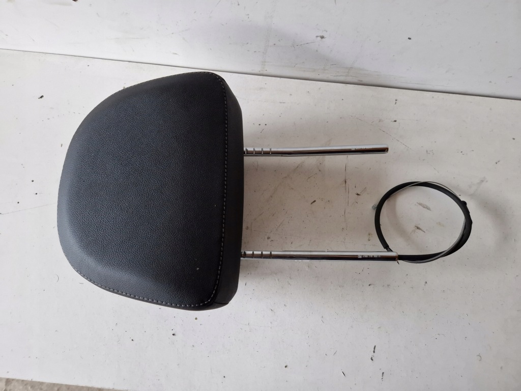 фото №1, Підголівник правий перед шкіра opel insignia a 2.0 cdti