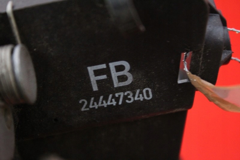 фото №7, Замок двері лівий перед передній eu 24447340 opel vectra c 02-05