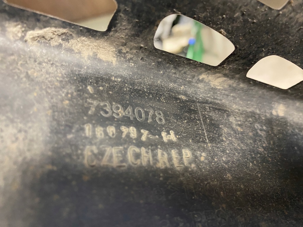 фото №7, Bmw i3 подкрылок правый задняя 7394078