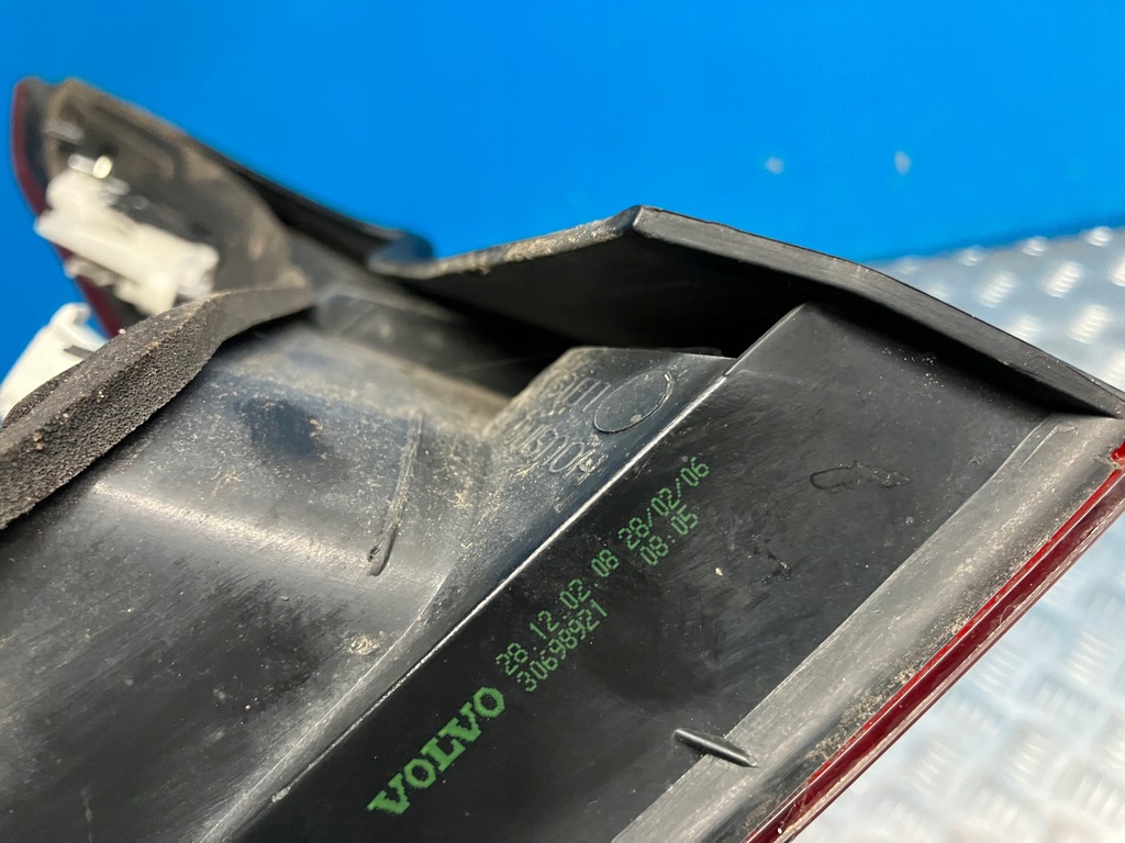 фото №11, Volvo v50 лампа правий задня права задня 30698921