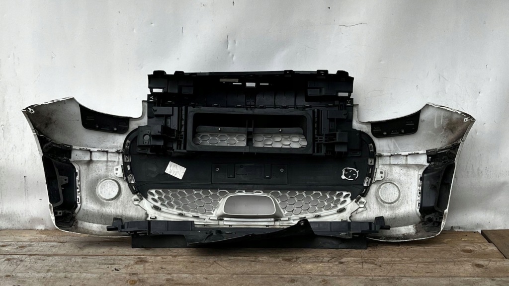 Smart fortwo eq 453 18- бампер передній решітка a4538806405 Доставка