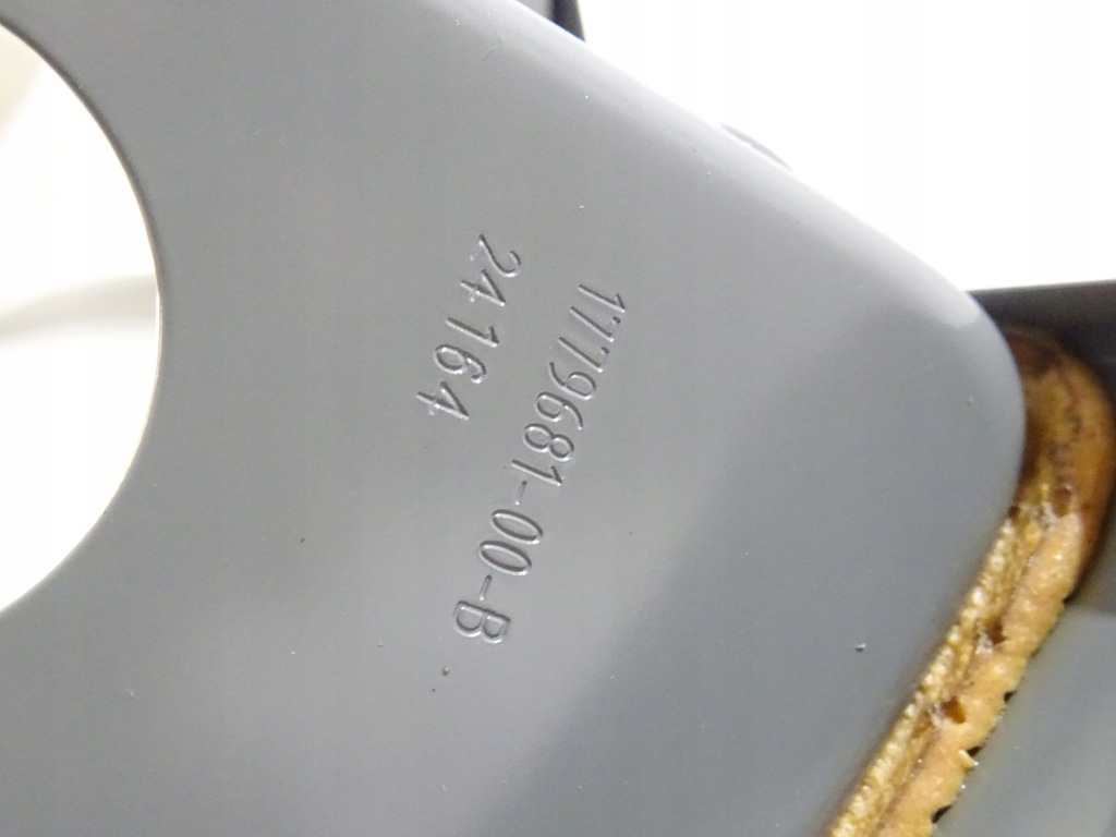 фото №8, Tesla 3 highland новий model поріг ліва обшивка поріг ліва 1779681-00-b