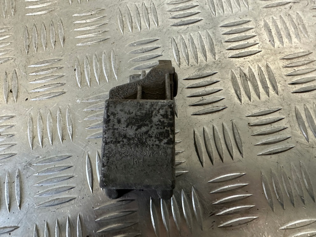 фото №4, Ford b-max гаситель колебаний c1bc-3c156-ab