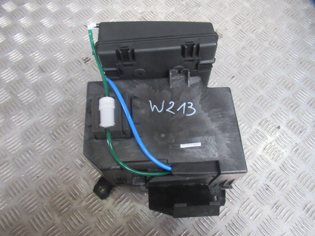 фото №1, Помпа сиденье mercedes w213 amg a0008002300