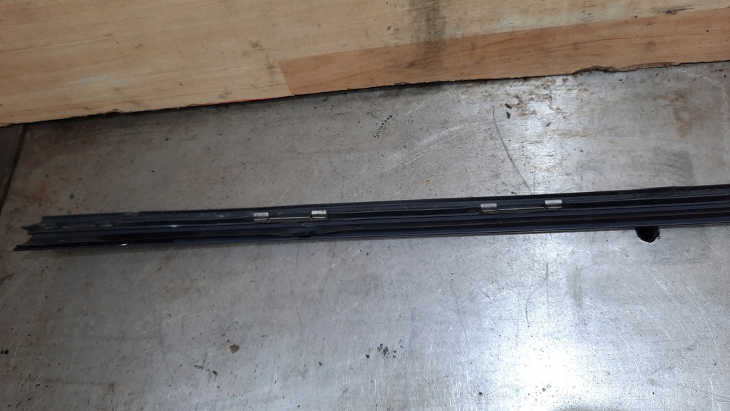 фото №5, Молдинг стекло передней левая volvo xc70 ii 08r