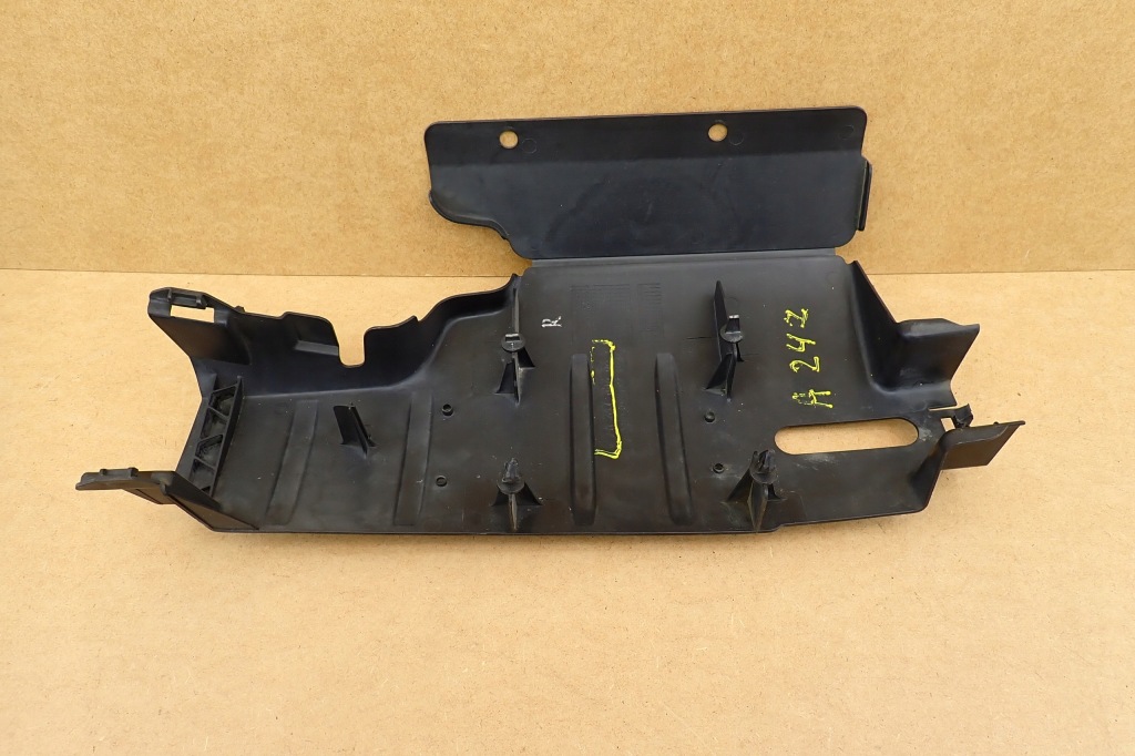 фото №8, Mercedes cla w177 w247 18- захист важеля права задня задня a2473523200 оригінальний номер