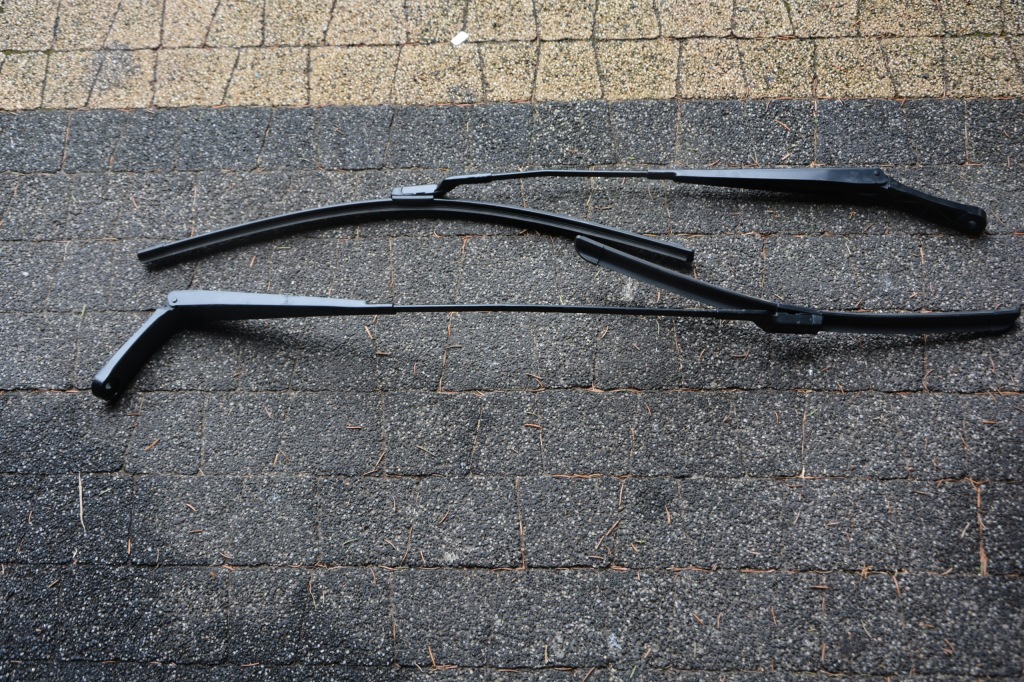 фото №1, Важіль двірники vw caddy 4 2k1955409c 2k1955410c