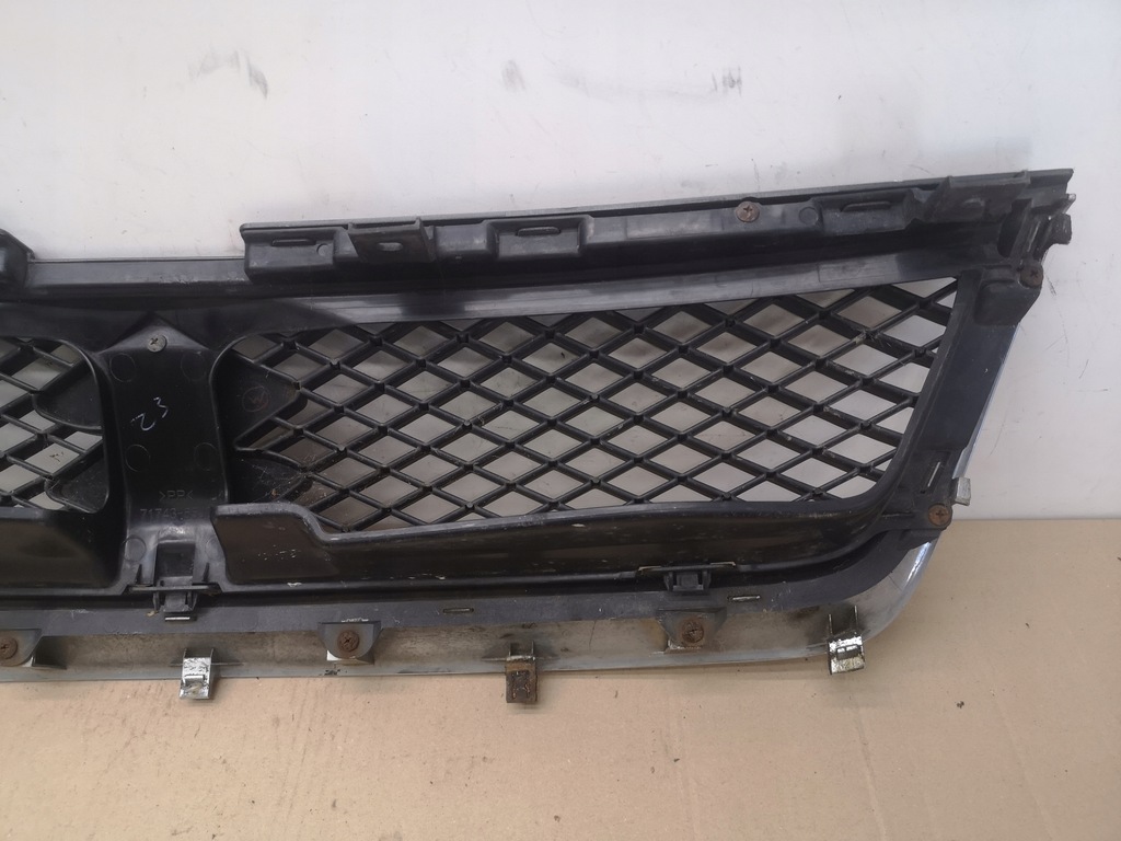 фото №9, Решётка радиатора решётка радиатора suzuki grand vitara ii 3d 05-08