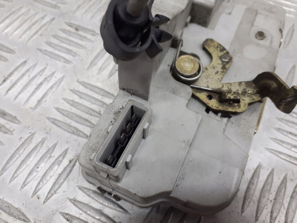 фото №2, Замок двері правий задня задній peugeot 307 sw