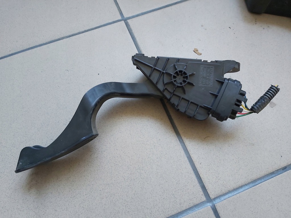 фото №1, Toyota prius ii педаль газа потенциометр 78120-47050