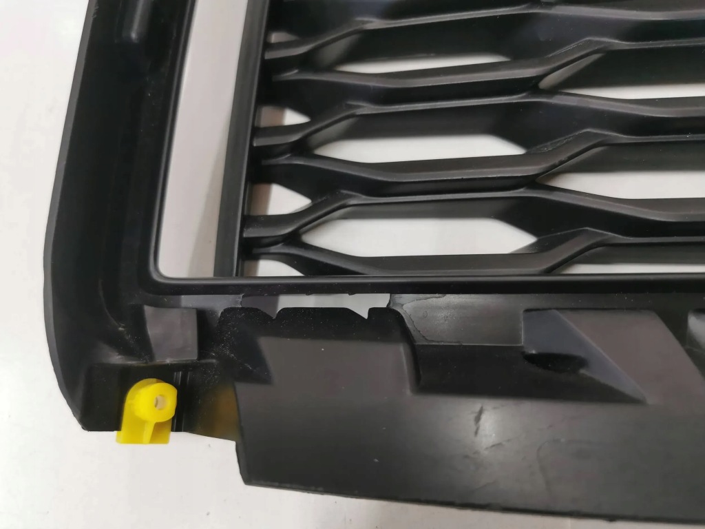 фото №9, Решітка бампера передній jaguar e-pace права 784.