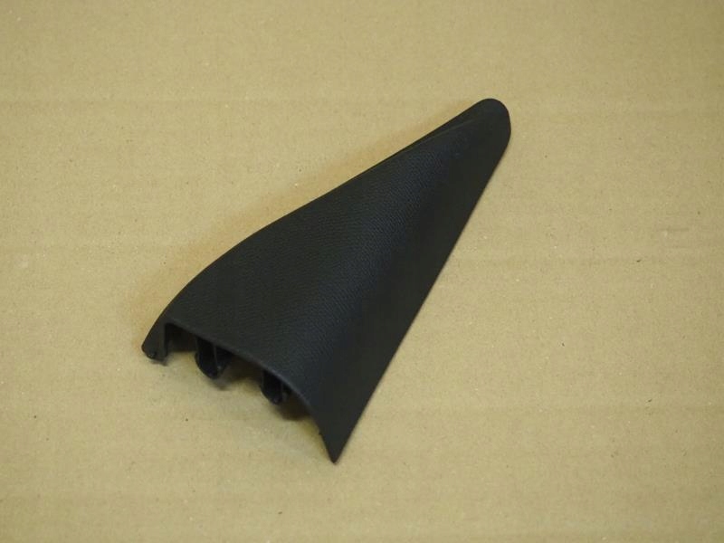 фото №1, Заглушка трикутник двері лівий задня peugeot 5008 ii