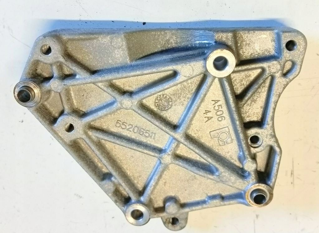 Купити Кронштейн генератора opel corsa d astra j 1.3cdt 1