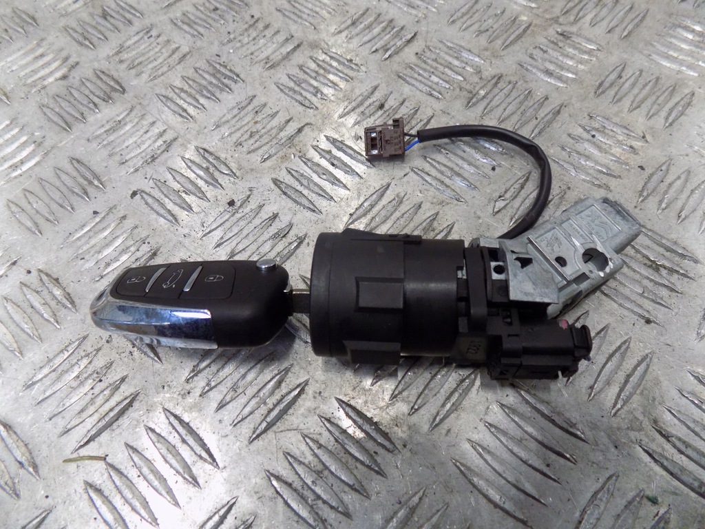 фото №1, Peugeot 208 замок запалювання ключ