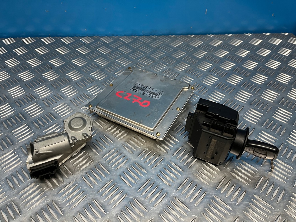 фото №1, Mercedes w203 набор sartowy 2,7 cdi бортовой компьютер