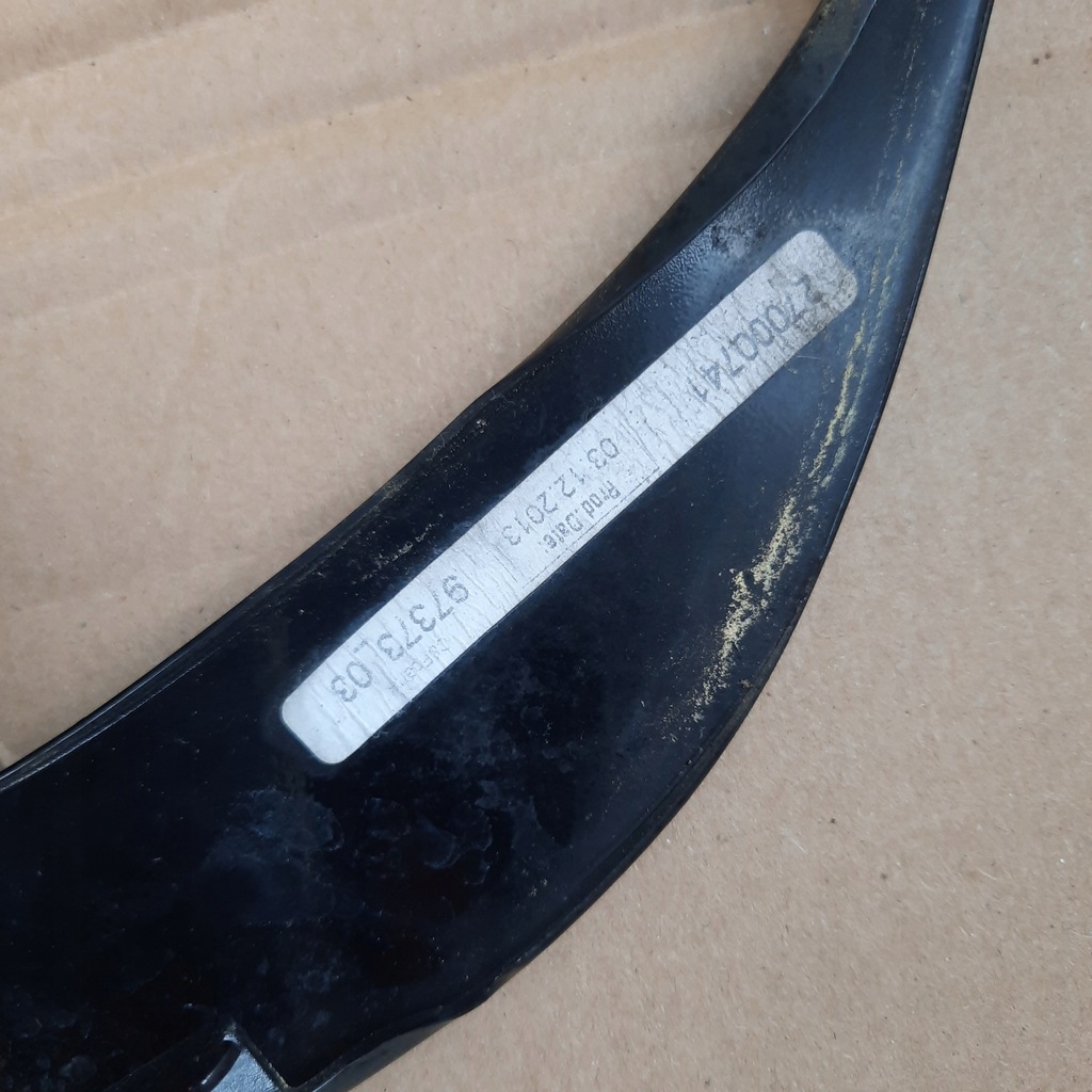 фото №9, Bmw f32 молдинг боковой стекло левый задняя 97373-03