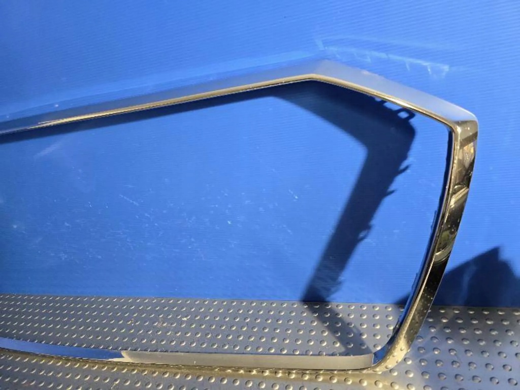 фото №4, Audi a6 s6 c8 18- 4k0807715 рамка хром решётка радиатора решётка радиатора