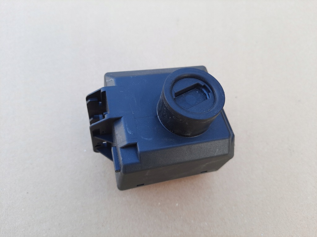 фото №1, Замок запалювання mercedes w176 w246 c117 a2469054602