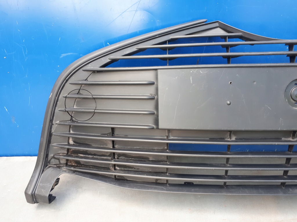 фото №5, Toyota yaris iii lift 2014- 14-17 решітка бампера