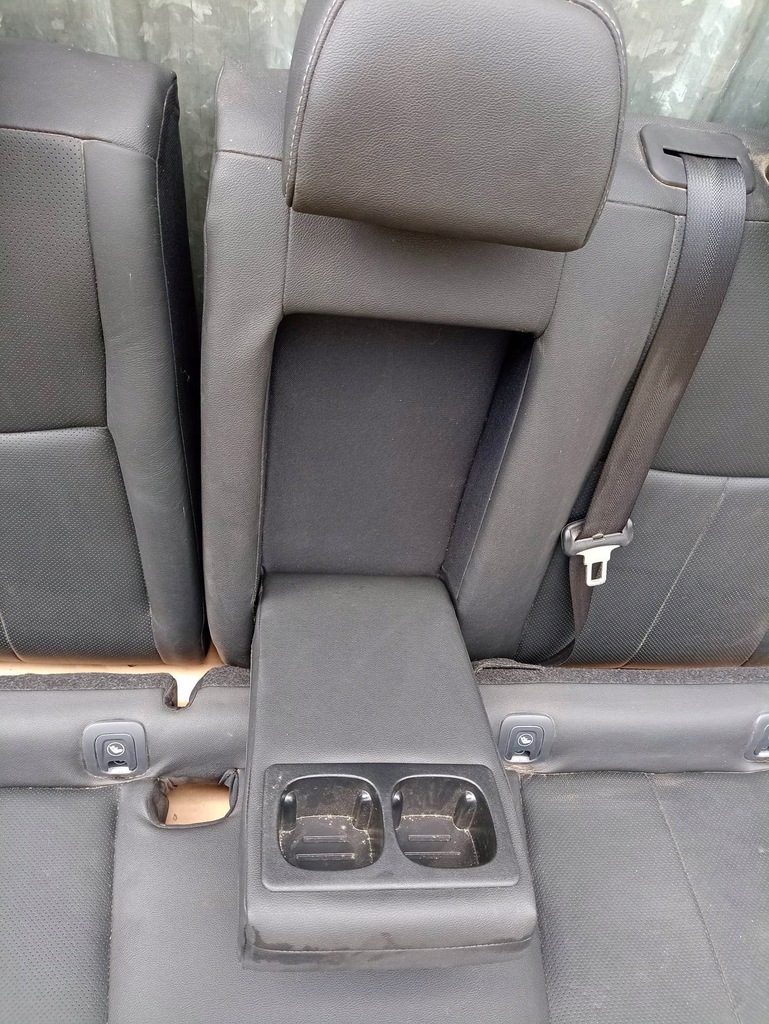 фото №10, Заднє сидіння спинка сидіння правий лівий шкіра середина europa nissan pulsar