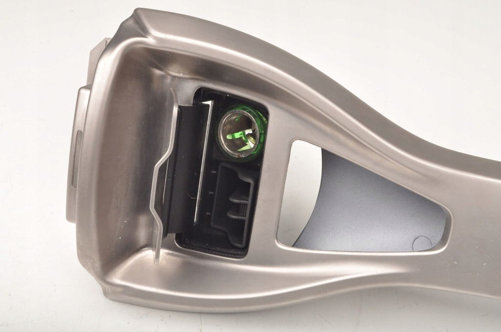 фото №4, Ferrari california панель середній 2009r