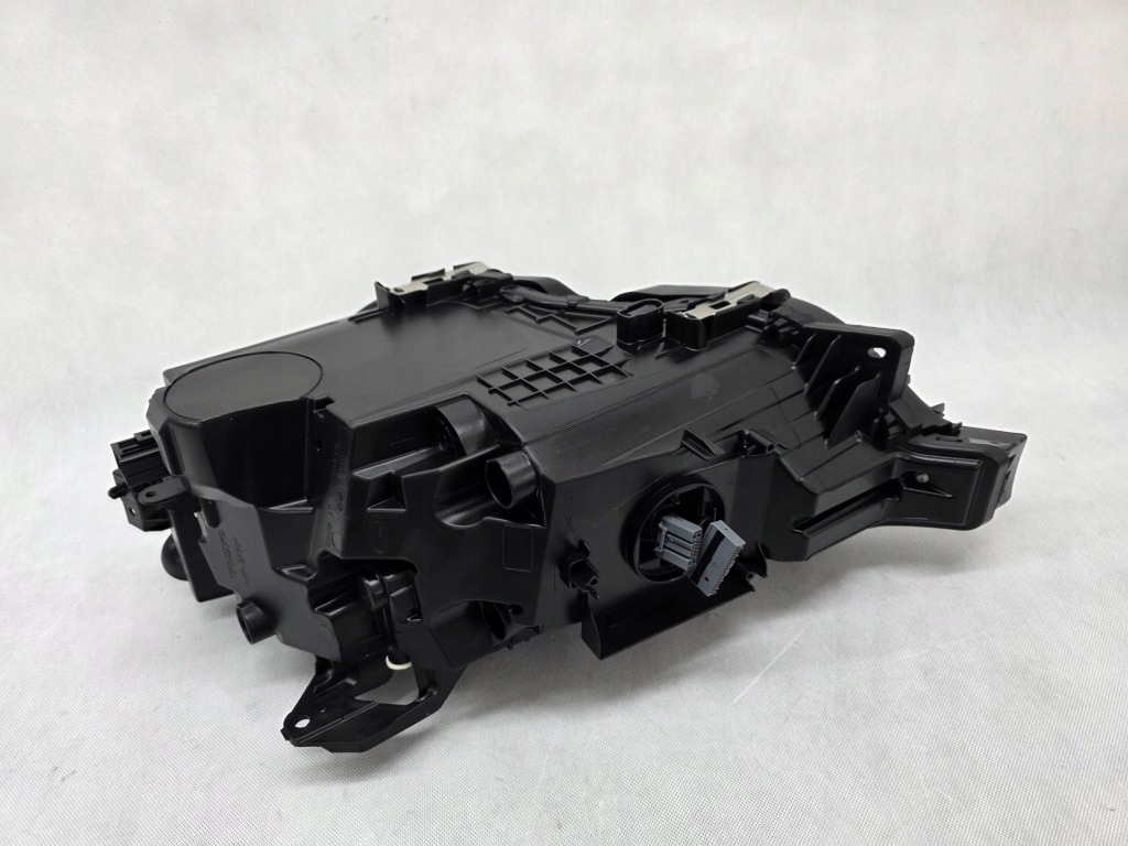 Volvo xc60 2 рестайлінг  фара перед передня правий full led європа 32404710 Ціна