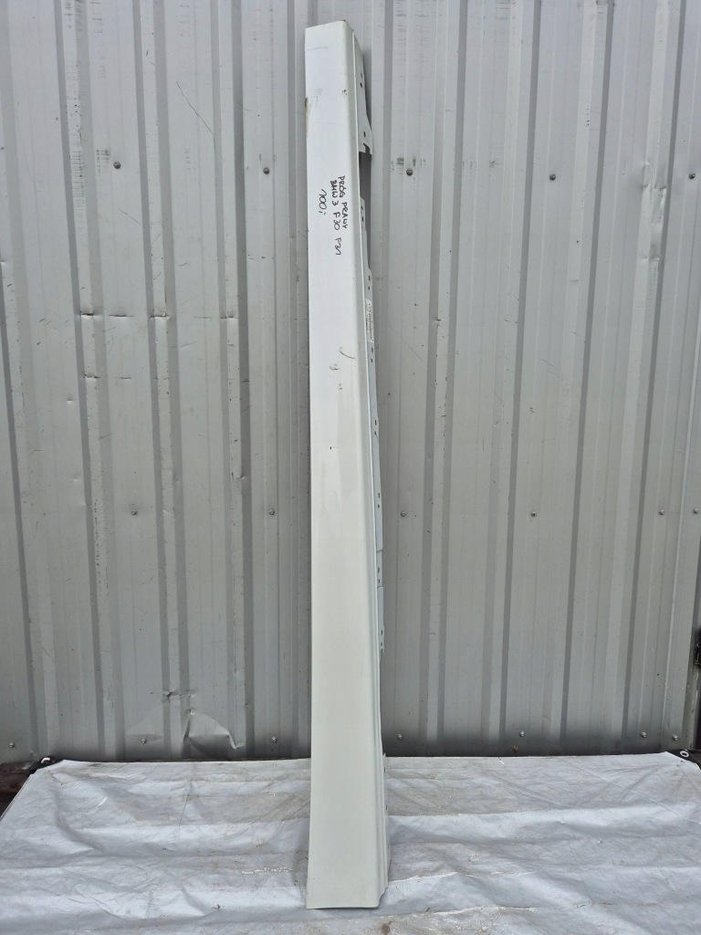 Купить Bmw 3 f30 f35 f31 12- порог правый  накладка 7256912