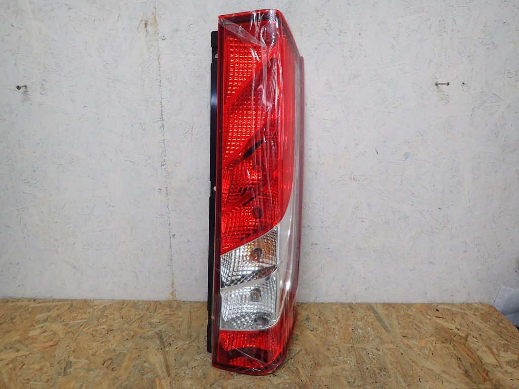 фото №1, Лампа правая задняя правый задняя iveco daily 6 vi 2014-