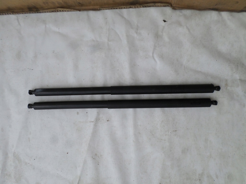 фото №1, Привід кришки задня volvo c70 ii 30633412