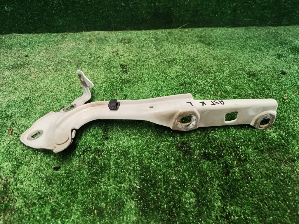 Купити Opel astra k петля капот лівий 39032149
