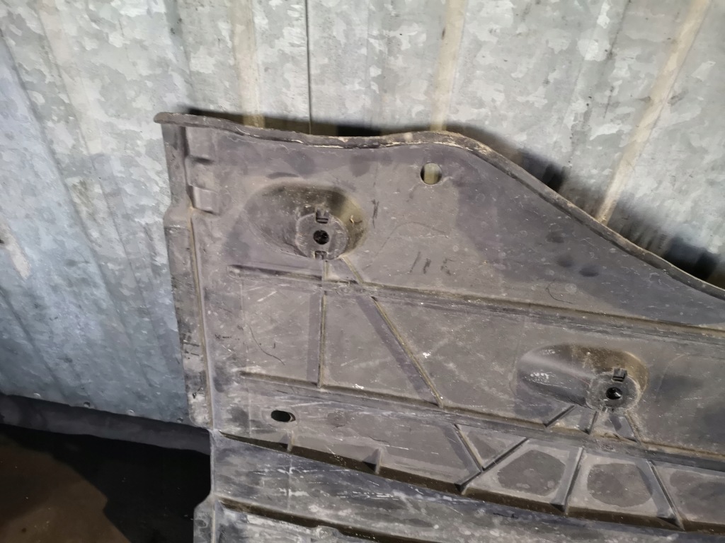 фото №11, Защита подвеска правая vw golf vii 5q0825202l