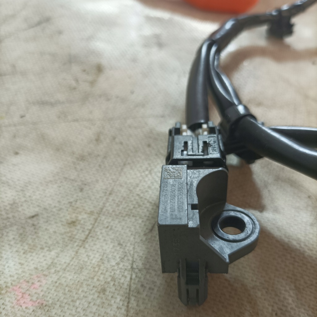 Mazda 3 16- датчик ударный америка g46c-57k1xa с Разборки