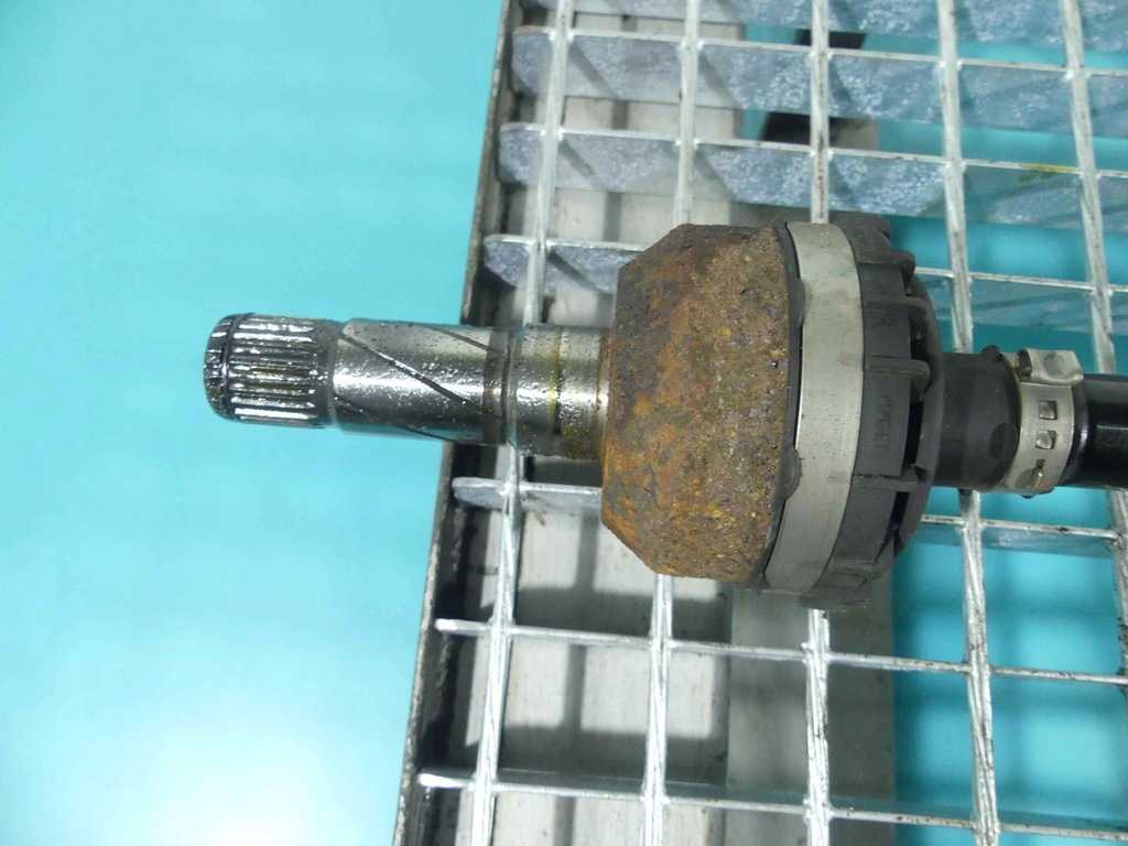 фото №3, Привідний вал права volvo s90 2016- 2.0 t5 задня