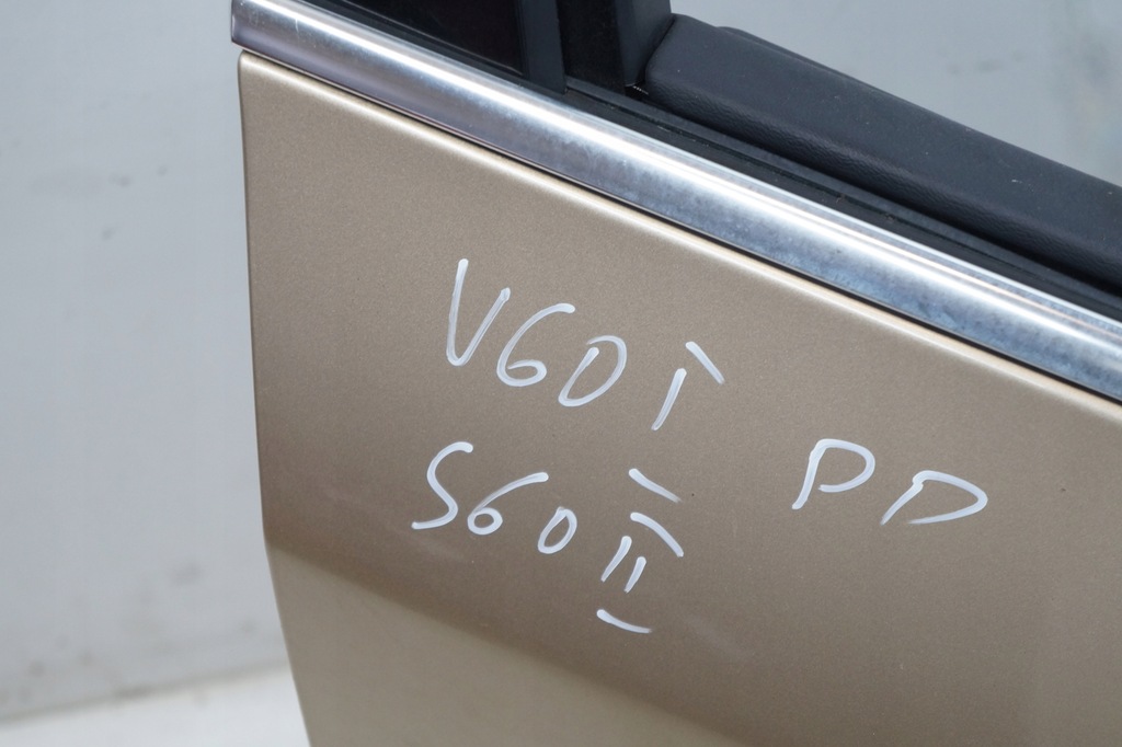 фото №6, Дверь передние правый перед volvo v60 i s60 ii 703-16