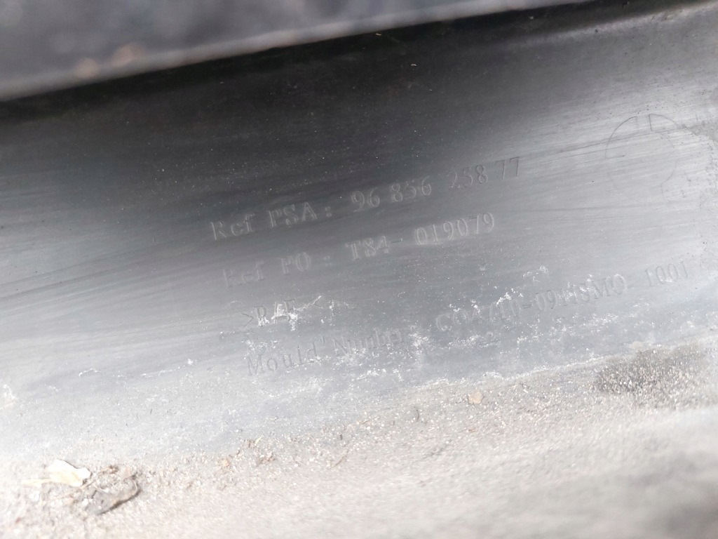 фото №11, Бампер перед peugeot 3008 i evgc 11r