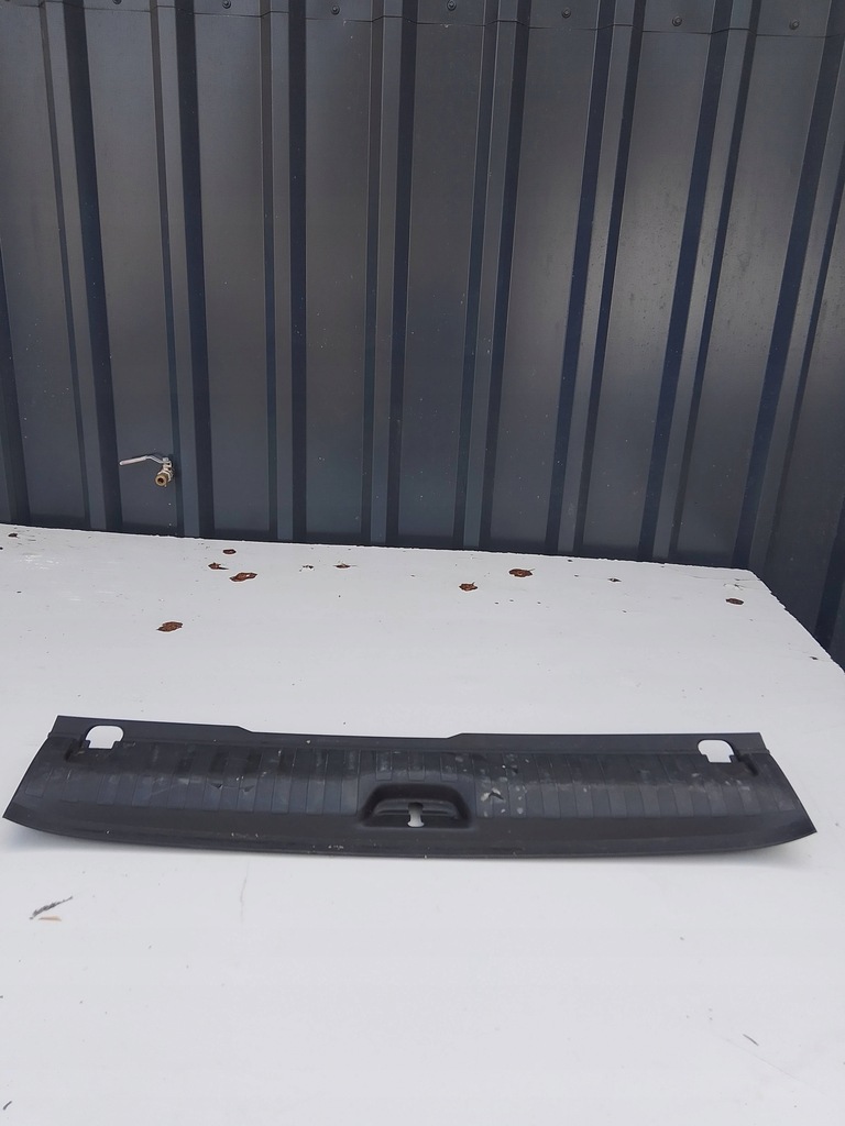 фото №1, Защита поперечина багажника задняя peugeot 2008 i оригинальный номер 9677570777