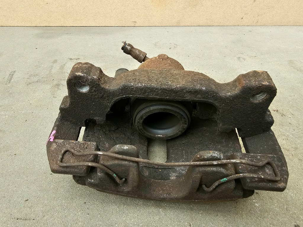 фото №7, Vw scirocco 08-14 суппорт тормозной левый перед