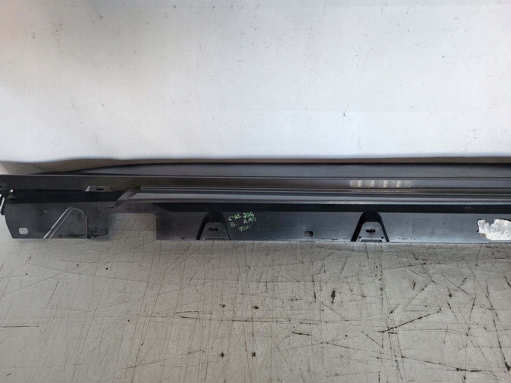 фото №15, Накладка молдинг порог правая mercedes c-klasa w206 amg