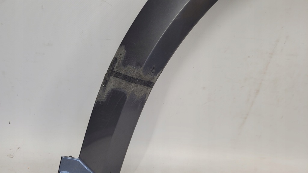 фото №2, Cupra formentor молдинг na крила права перед